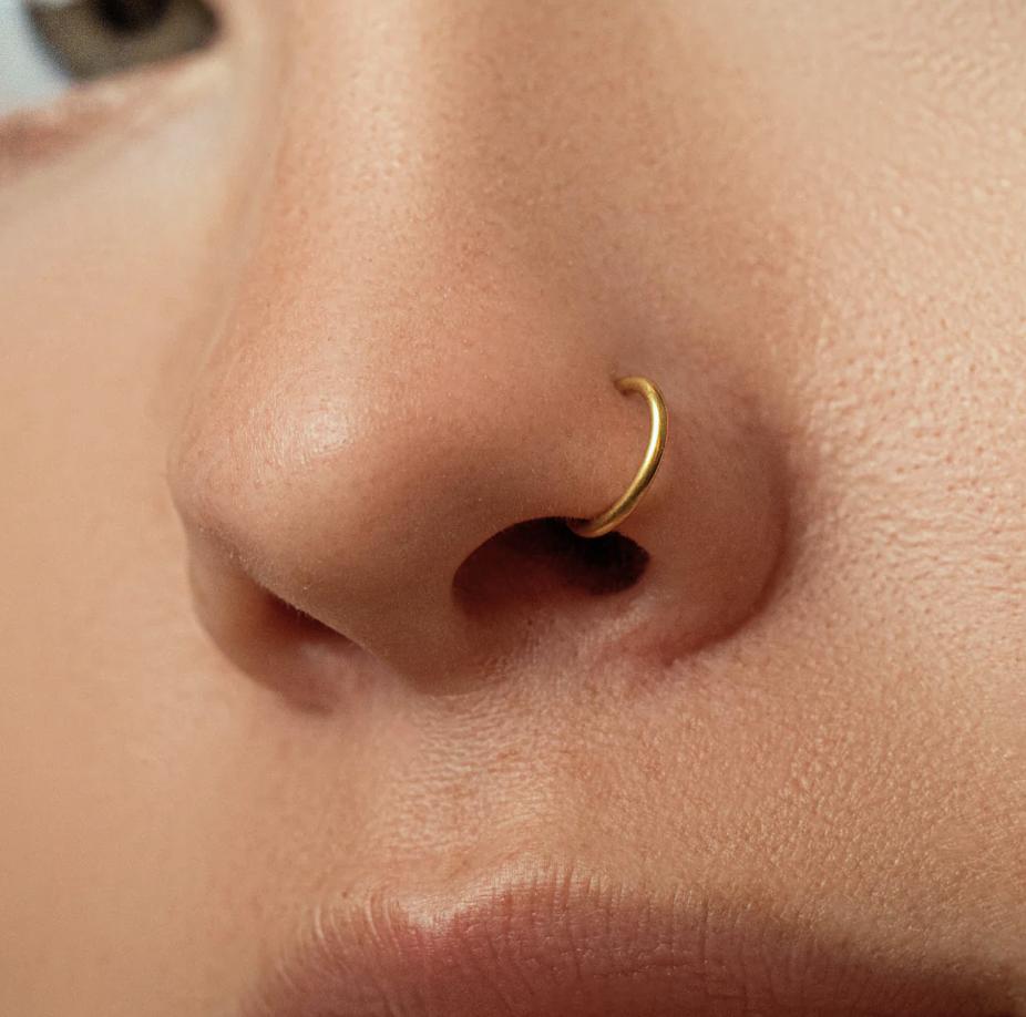 Nostril Jewelery: Gold nostril stud for a chic look - Lulu Ave Body Jewelery
